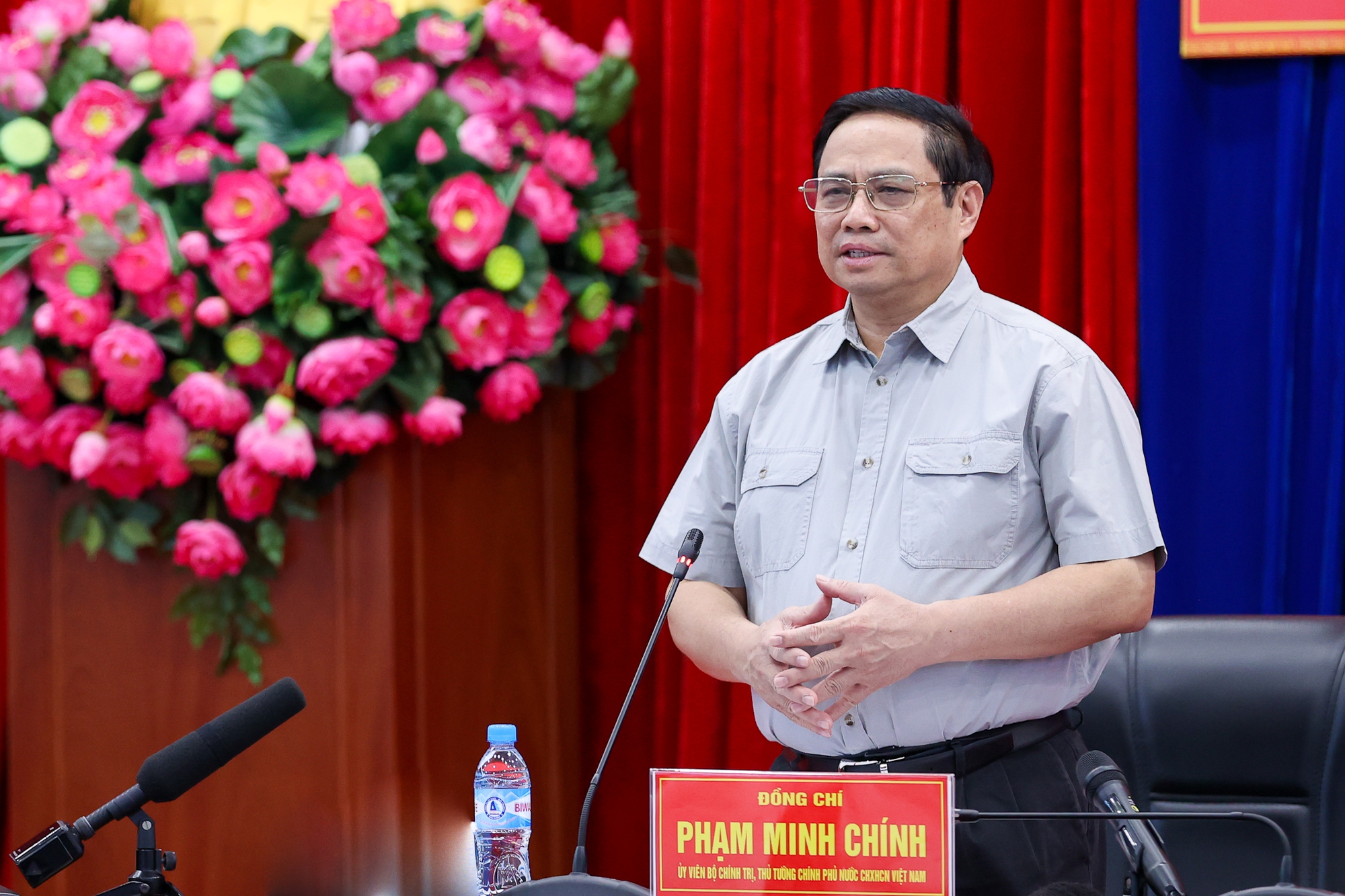 Thủ tướng Phạm Minh Chính phát biểu tại cuộc làm việc với Ban Thường vụ Tỉnh ủy Bình Dương (Ảnh: VGP/Nhật Bắc)